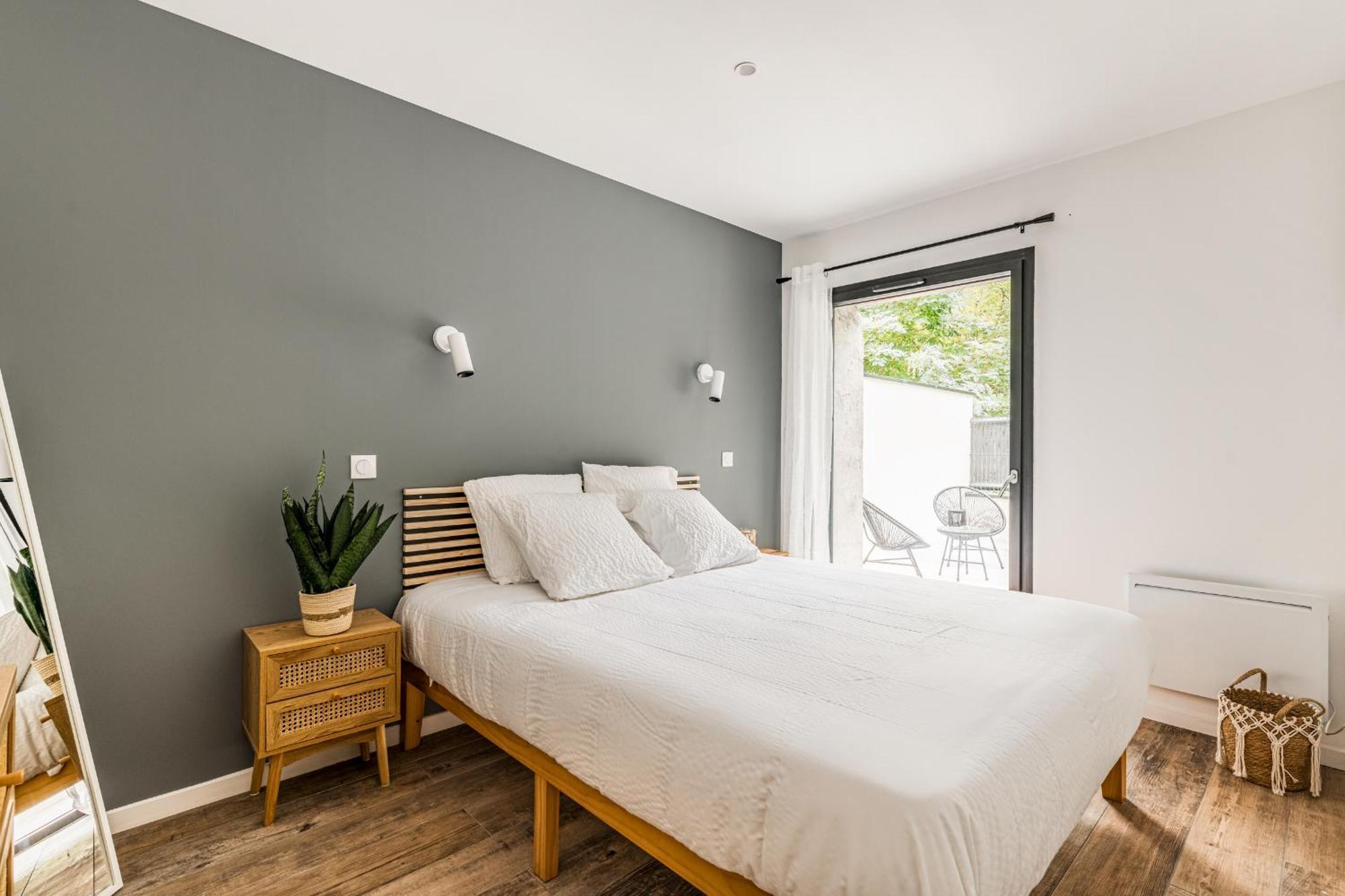 Chill Haven - Jacuzzi & Cinema - Queen Size - Parking - Terrasse Saint-Etienne  Exterior photo